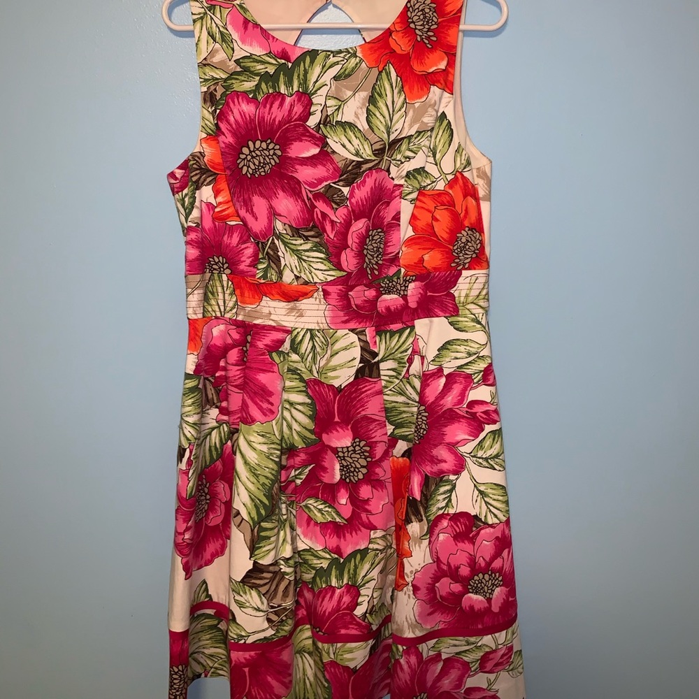 Floral Eliza J Dress!